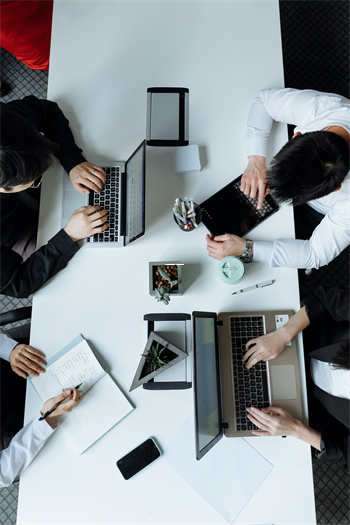 加入海角天涯社区在线，一起聊天分享趣事 第1张